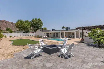 Solara - Camelback Views - Pool - Putting Green