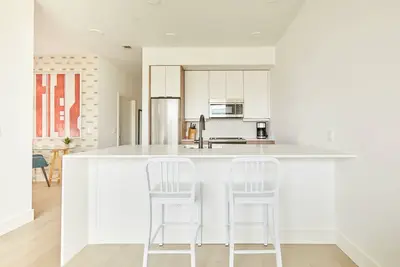 Sonder at Solis | Superior One-Bedroom Apartment