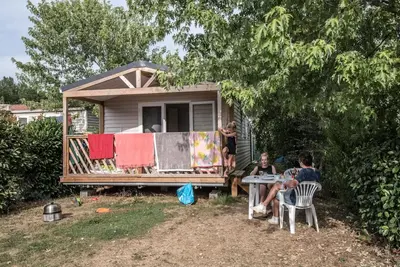 Image de Mobil home Templiers Confort 30m² (2 chambres) + climatisation + terrasse couverte 6m² + Tv 4 personnes