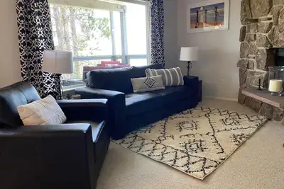 Image de 2 Br/1 Bath Winter Park/Fraser Family Condo