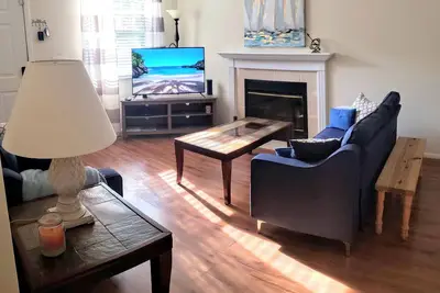 Image de 20% Summer discount - 2 beds & 2 baths near Img Academy is waiting for you!