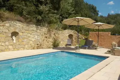 Image de maison de vacances en Provence verte