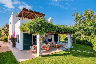 Image de Villa Himala, Modern villa, Free Ac/WiFi, Smart Tv