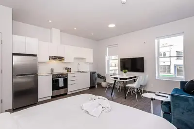 Image de Amazing and Perfectly Located Flat by Denstays