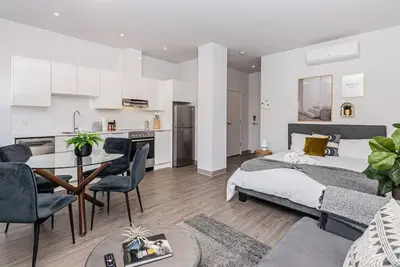 Image de New, Fresh and Luminous Studio in Le Plateau by Denstays