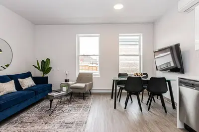 Image de Modern and New Studio in the Heart of the City by Denstays