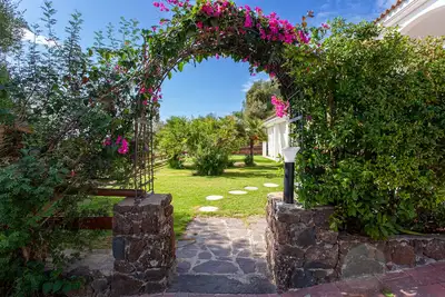 Image de Villa Mula a stone's throw from the sea