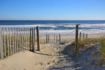 Image de Ocean Pines, oceanfront resort with private beach