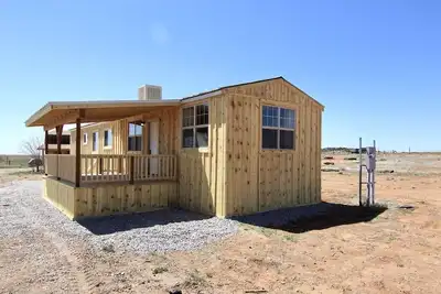 Image de The 4x4 Bunkhouse Cabin