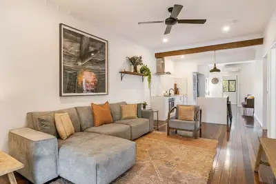 Image de The Elks | Pet Friendly Home in Town
