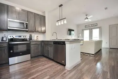 Image de The Versailles Suite