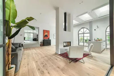 Image de Beautiful Open Space in a Wonderful Area near Piazzale Michelangelo Florence