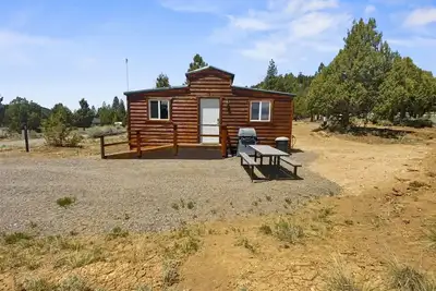 Image de Nice and Knotty studio cabin perfect location to explore Zion Np & Bryce Canyon