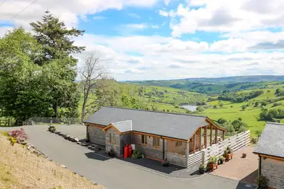 Image de The Larches, family friendly, with hot tub in Llanidloes
