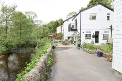 Image de Springhead Cottage, pet friendly, with open fire in Haworth