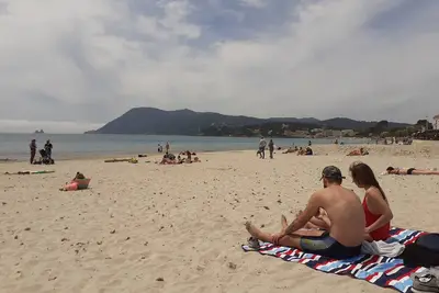 Image de appartement 2 pièces jardin vue mer baie des Sablettes