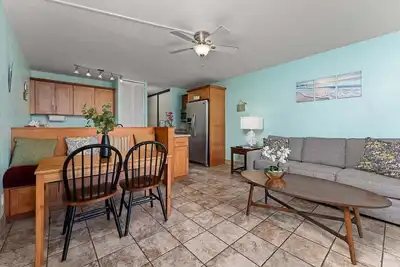 Image de Beach theme, private Lanai, pools and tennis courts