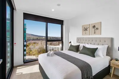 Image de Central 2-Bed with Gym, Bbq & Stunning Views
