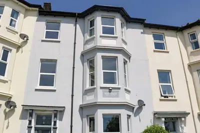 Image de Bay Tree House, pet friendly, with a garden in Seaton, Devon