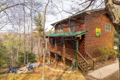 Image de Hillside Heaven - Hot tub, pool table, firepit