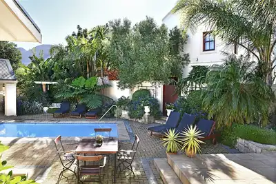 Image de Spacious Protea Apartment with mountain view & private garden
