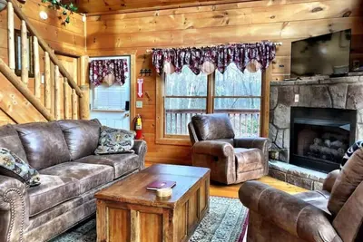 Image de Relax with a View Hot tub Pool table Fireplace, Pigeon Forge Gatlinburg