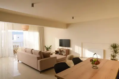 Image de Oikies. Luxury Apartment with Sea View | private free parking area