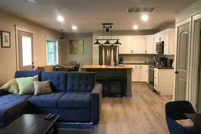 Image de Secluded Newly Renovated Cottage