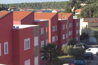 Image de Appartement d'une chambre avec la terrasse Palit, Rab (A-18900-a)