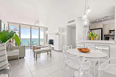 Image de Playa Bonita | Right on the Beach | Ocean Views & Pool