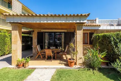 Image de Chalet Villa Can Jaume avec Wi-Fi, A/C, Terrasses et Jardin; Animaux de compagnie admis