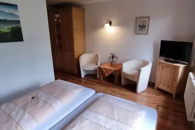 Image de Doppelzimmer, Dusche, Wc - Berggasthaus Schöne Aussicht