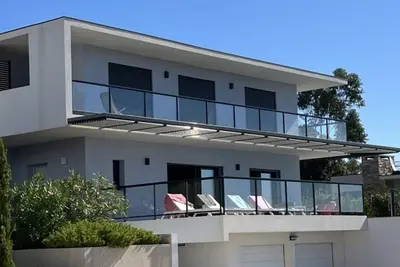 Image de Villa avec vue à 180° sur la mer et piscine privée - Porto Vecchio