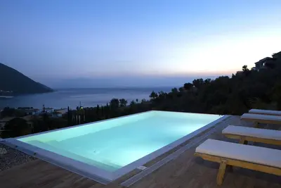 Anemos Luxury Villas