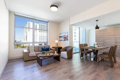 Image de Rooftop Pool + Hot Tub|Hollywood Beach|Near Beach