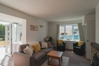 Image de Beachcomber, Sleeps 7, Pets, Hot Tub