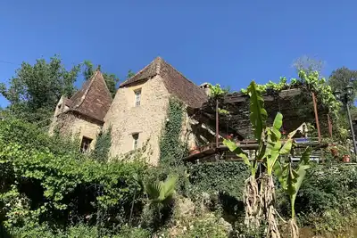 Image de À Proximité de Sarlat. Montignac. Eyzies maison médiévale en forêt du Château