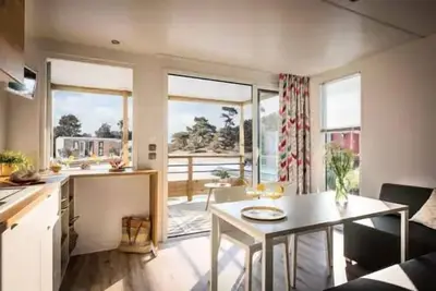 Image de Mobilhome Living 2 chambres 4 personnes 4 personnes