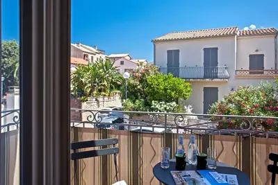 Image de Casa San Roccu en plein centre de Saint-Florent.