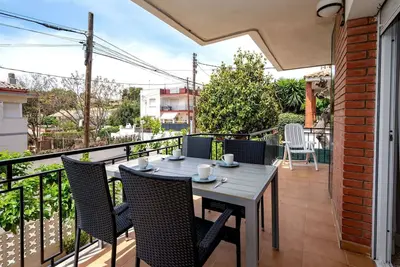 Image de Agréable appartement pour 6 personnes avec climatisation, Wifi, Tv, balcon et parking
