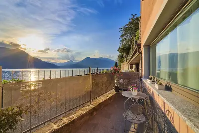 Image de Appartement \"El Lavandee\" avec accès au lac, vue sur le lac et les montagnes, climatisation, Wi-Fi
