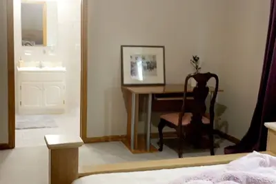 Image de Suitable spacious 5 minutes to Ewr airport, 15 minutes to New York City