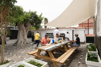 Image de House With Large Garden and 4 Bedrooms in Ciudad Jardin