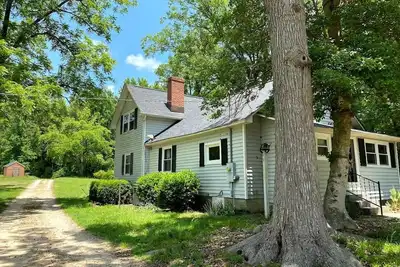 Image de Charming Child-Friendly Homestead