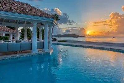 Image de Petite Plage 5 in Grand Case by Personal Villas - Contemporary Style