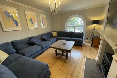 Image de Amazing location large spacious 3 storey Georgian listed building sleeps 15