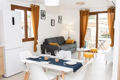 Image de Magnifique appartement de 40m² à 350 m de la mer, et 200 m du centre.