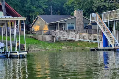 Image de Monkey Island, Afton, Ok Grand Lake, Waterfront, Boat Slip, No stairs, Pets Ok