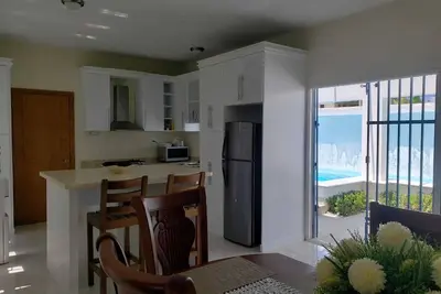 Image de Villa de Lujo en Alquilar