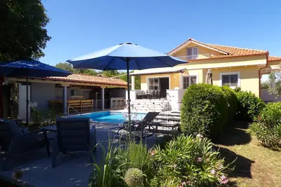 Image de Villa in Kroatien Istrien Rakalj Nahe Pula Pool 5 Schlafzimmer